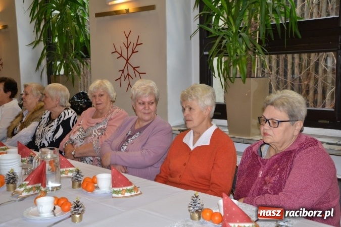 Zdjęcie w galerii na portalu naszraciborz.pl: W gminie Krzyżanowice pamiętają o starszych i samotnych wiadomości z regionu