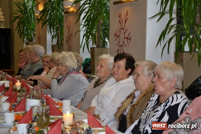 Zdjęcie w galerii na portalu naszraciborz.pl: W gminie Krzyżanowice pamiętają o starszych i samotnych wiadomości z regionu