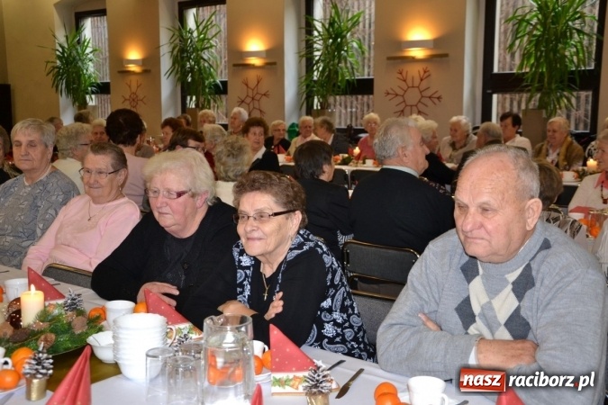 Zdjęcie w galerii na portalu naszraciborz.pl: W gminie Krzyżanowice pamiętają o starszych i samotnych wiadomości z regionu