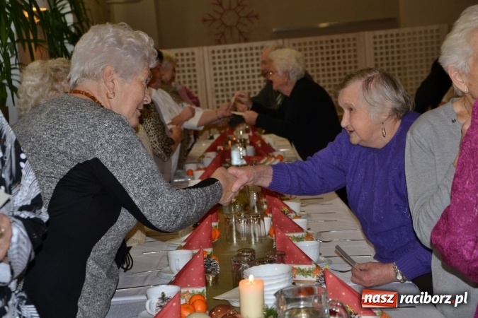 Zdjęcie w galerii na portalu naszraciborz.pl: W gminie Krzyżanowice pamiętają o starszych i samotnych wiadomości z regionu