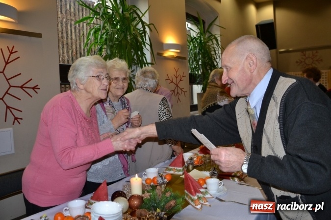Zdjęcie w galerii na portalu naszraciborz.pl: W gminie Krzyżanowice pamiętają o starszych i samotnych wiadomości z regionu