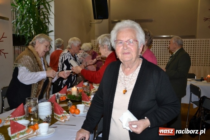 Zdjęcie w galerii na portalu naszraciborz.pl: W gminie Krzyżanowice pamiętają o starszych i samotnych wiadomości z regionu