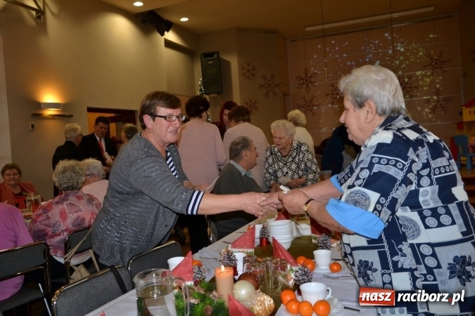 Zdjęcie w galerii na portalu naszraciborz.pl: W gminie Krzyżanowice pamiętają o starszych i samotnych wiadomości z regionu