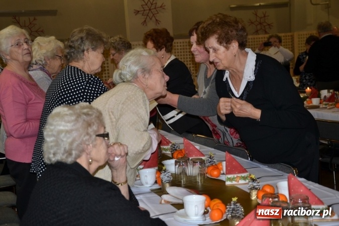 Zdjęcie w galerii na portalu naszraciborz.pl: W gminie Krzyżanowice pamiętają o starszych i samotnych wiadomości z regionu