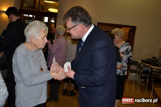 Zdjęcie w galerii na portalu naszraciborz.pl: W gminie Krzyżanowice pamiętają o starszych i samotnych wiadomości z regionu