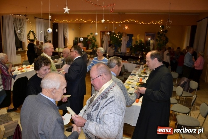 Zdjęcie w galerii na portalu naszraciborz.pl: W gminie Krzyżanowice pamiętają o starszych i samotnych wiadomości z regionu