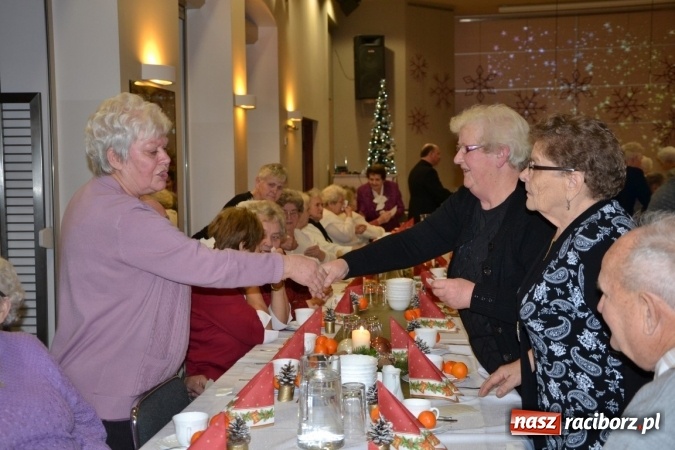 Zdjęcie w galerii na portalu naszraciborz.pl: W gminie Krzyżanowice pamiętają o starszych i samotnych wiadomości z regionu