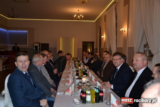 Zdjęcie w galerii na portalu naszraciborz.pl: Strażacki opłatek w gminie Krzyżanowice wiadomości z regionu