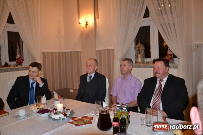 Zdjęcie w galerii na portalu naszraciborz.pl: Strażacki opłatek w gminie Krzyżanowice wiadomości z regionu