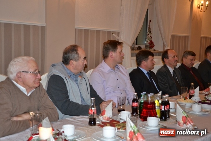 Zdjęcie w galerii na portalu naszraciborz.pl: Strażacki opłatek w gminie Krzyżanowice wiadomości z regionu