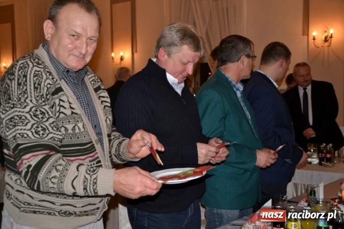 Zdjęcie w galerii na portalu naszraciborz.pl: Strażacki opłatek w gminie Krzyżanowice wiadomości z regionu