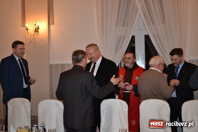 Zdjęcie w galerii na portalu naszraciborz.pl: Strażacki opłatek w gminie Krzyżanowice wiadomości z regionu