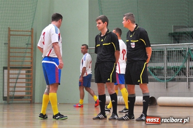 Zdjęcie w galerii na portalu naszraciborz.pl: Niedzielne spotkania w Halowej Lidze Piłki Nożnej wiadomości z regionu