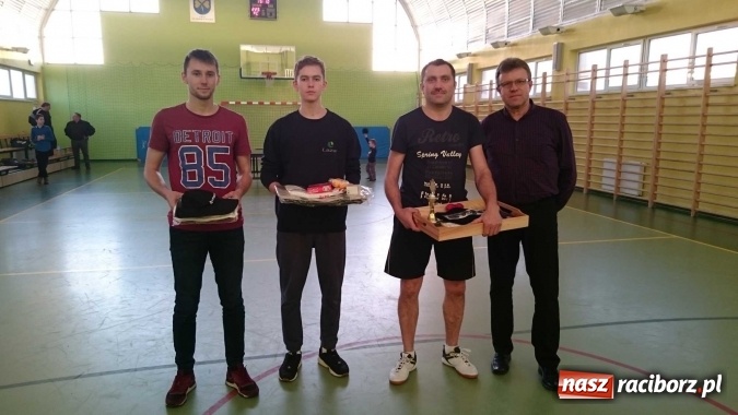 Zdjęcie w galerii na portalu naszraciborz.pl: Turniej o Puchar Wójta Pietrowic Wielkich w tenisie stołowym wiadomości z regionu