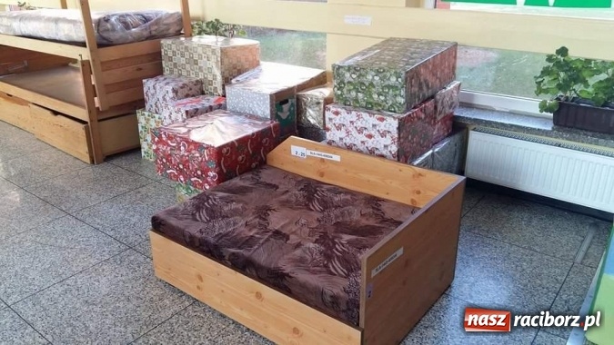 Zdjęcie w galerii na portalu naszraciborz.pl: Szlachetna Paczka w PWSZ wiadomości z regionu