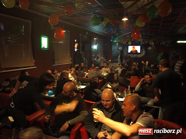 Zdjęcie w galerii na portalu naszraciborz.pl: PUB 13 świętuje 2. urodziny wiadomości z regionu