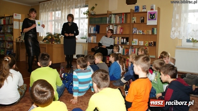 Zdjęcie w galerii na portalu naszraciborz.pl: Cała Polska Czyta Dzieciom po niemiecku i angielsku  wiadomości z regionu