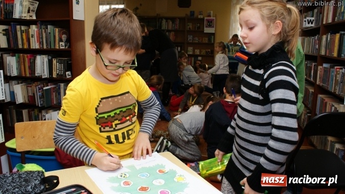 Zdjęcie w galerii na portalu naszraciborz.pl: Cała Polska Czyta Dzieciom po niemiecku i angielsku  wiadomości z regionu