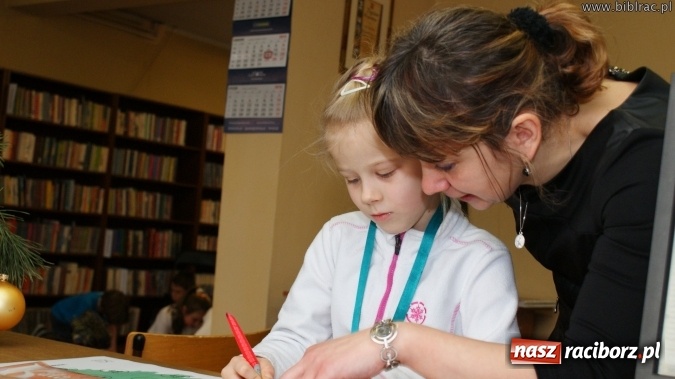 Zdjęcie w galerii na portalu naszraciborz.pl: Cała Polska Czyta Dzieciom po niemiecku i angielsku  wiadomości z regionu