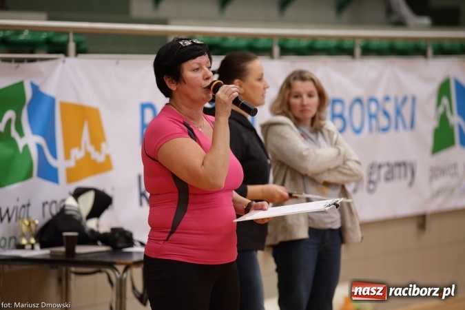Zdjęcie w galerii na portalu naszraciborz.pl: Gwiazdkowy Turniej Dwójek Siatkarskich wiadomości z regionu