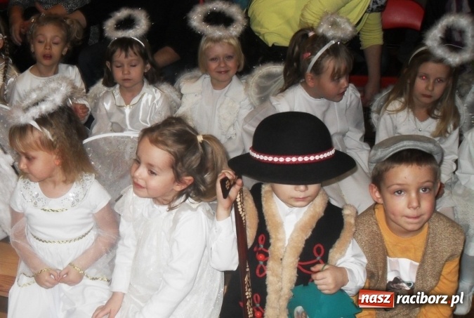 Zdjęcie w galerii na portalu naszraciborz.pl: Uczniowie z Górek Śl. wystąpili z koncertem kolęd wiadomości z regionu