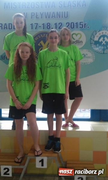 Zdjęcie w galerii na portalu naszraciborz.pl: Z pływackich aren. Medale raciborskich 12-latków wiadomości z regionu