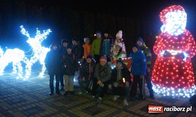 Zdjęcie w galerii na portalu naszraciborz.pl: Z pływackich aren. Medale raciborskich 12-latków wiadomości z regionu