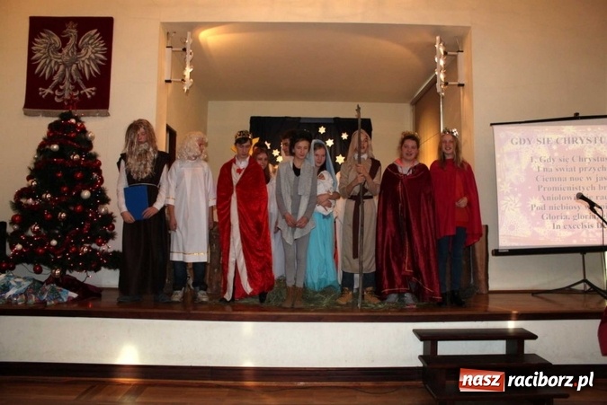 Zdjęcie w galerii na portalu naszraciborz.pl: Jest taki dzień, bardzo ciepły, choć grudniowy wiadomości z regionu