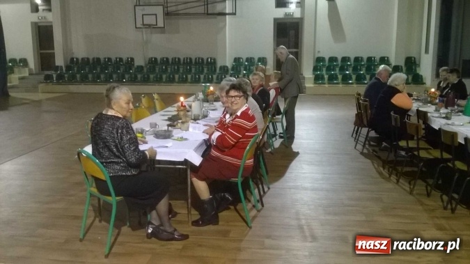 Zdjęcie w galerii na portalu naszraciborz.pl: Wigilia dla starszych i samotnych w Rudach wiadomości z regionu