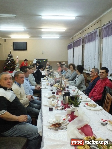 Zdjęcie w galerii na portalu naszraciborz.pl: Spotkanie opłatkowe w Rudzie Kozielskiej wiadomości z regionu