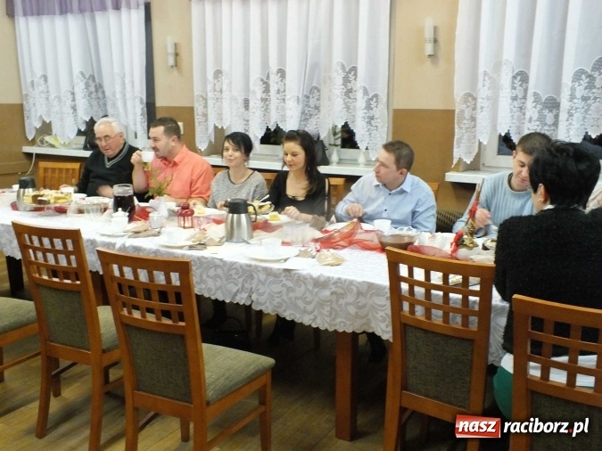 Zdjęcie w galerii na portalu naszraciborz.pl: Spotkanie opłatkowe w Rudzie Kozielskiej wiadomości z regionu