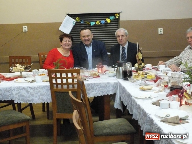 Zdjęcie w galerii na portalu naszraciborz.pl: Spotkanie opłatkowe w Rudzie Kozielskiej wiadomości z regionu