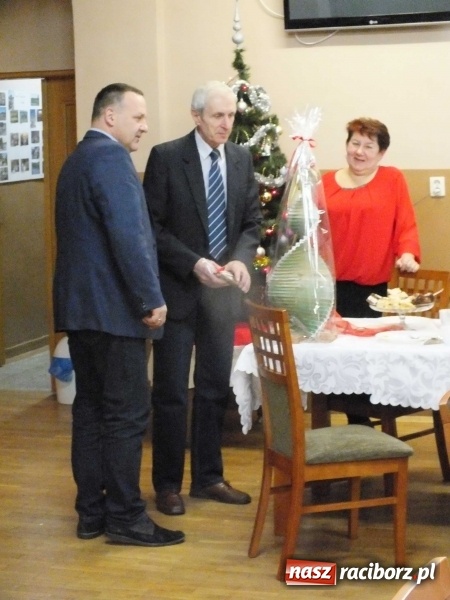 Zdjęcie w galerii na portalu naszraciborz.pl: Spotkanie opłatkowe w Rudzie Kozielskiej wiadomości z regionu
