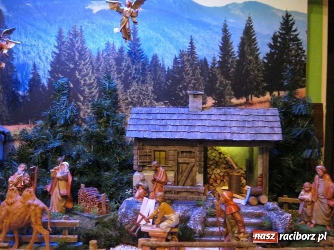 Zdjęcie w galerii na portalu naszraciborz.pl: Na Boże Narodzenie. Jak świat wielki, uciszony! Gwiazdy kreślą pętle w górze wiadomości z regionu