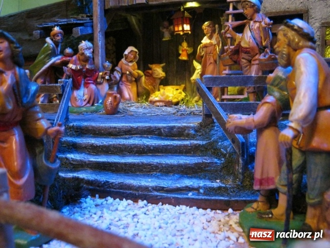 Zdjęcie w galerii na portalu naszraciborz.pl: Na Boże Narodzenie. Jak świat wielki, uciszony! Gwiazdy kreślą pętle w górze wiadomości z regionu