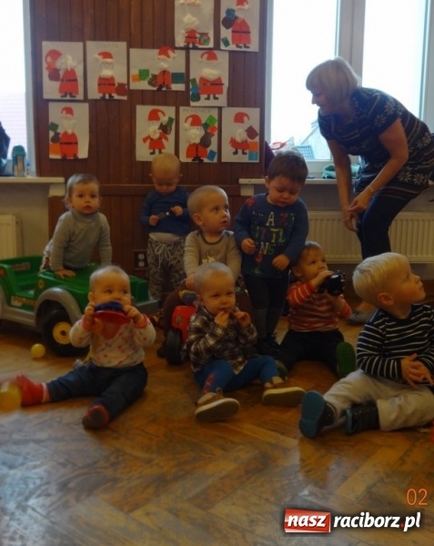 Zdjęcie w galerii na portalu naszraciborz.pl: Gdy dzieci czekają na święta, czyli co słychać w Fiku-miku wiadomości z regionu