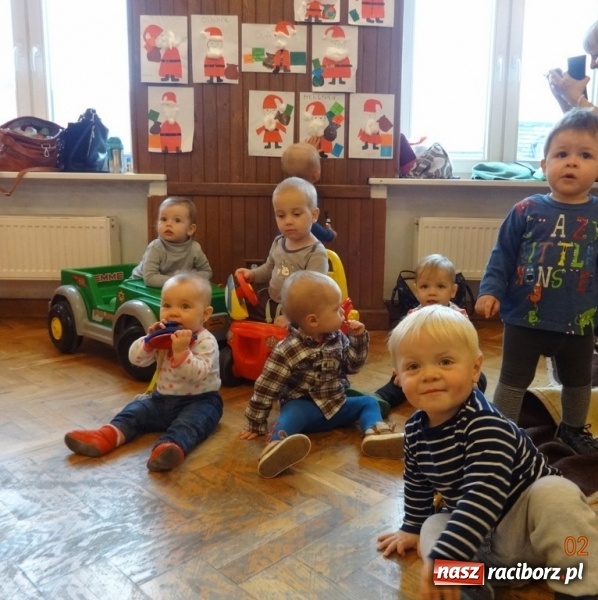 Zdjęcie w galerii na portalu naszraciborz.pl: Gdy dzieci czekają na święta, czyli co słychać w Fiku-miku wiadomości z regionu