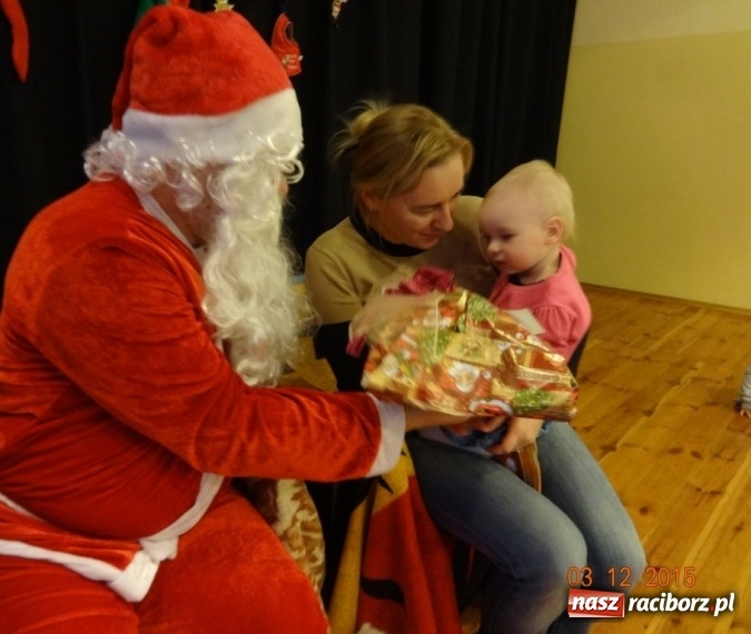 Zdjęcie w galerii na portalu naszraciborz.pl: Gdy dzieci czekają na święta, czyli co słychać w Fiku-miku wiadomości z regionu