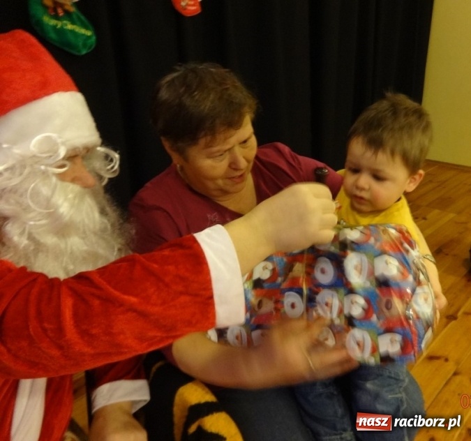 Zdjęcie w galerii na portalu naszraciborz.pl: Gdy dzieci czekają na święta, czyli co słychać w Fiku-miku wiadomości z regionu