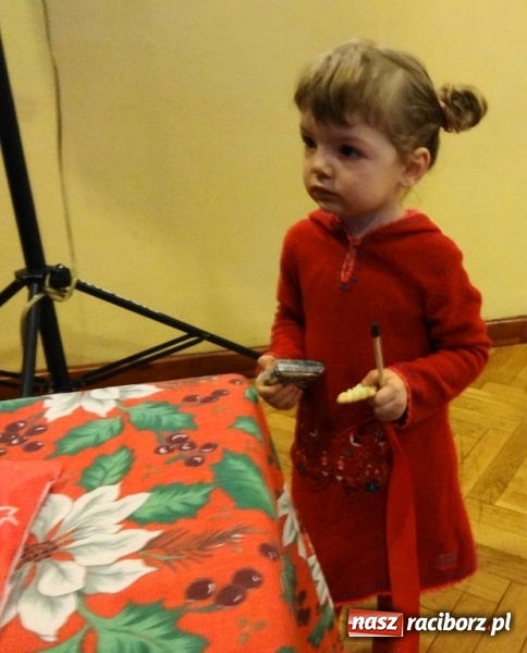 Zdjęcie w galerii na portalu naszraciborz.pl: Gdy dzieci czekają na święta, czyli co słychać w Fiku-miku wiadomości z regionu