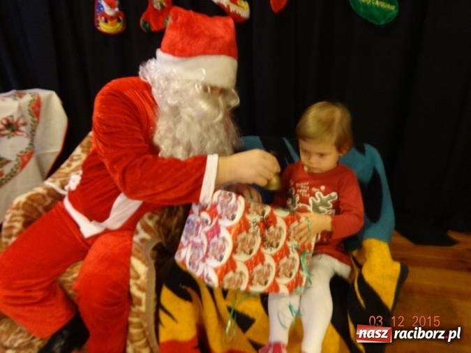 Zdjęcie w galerii na portalu naszraciborz.pl: Gdy dzieci czekają na święta, czyli co słychać w Fiku-miku wiadomości z regionu