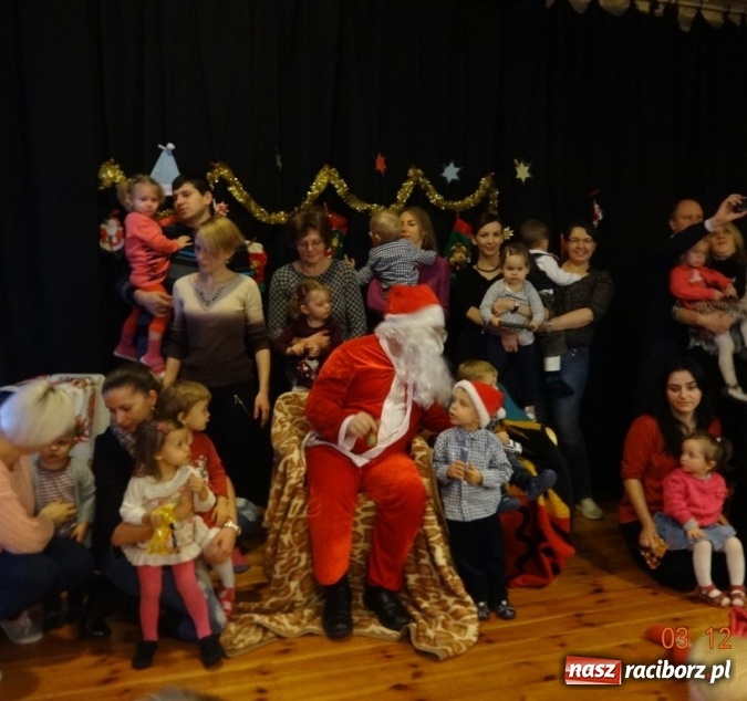 Zdjęcie w galerii na portalu naszraciborz.pl: Gdy dzieci czekają na święta, czyli co słychać w Fiku-miku wiadomości z regionu