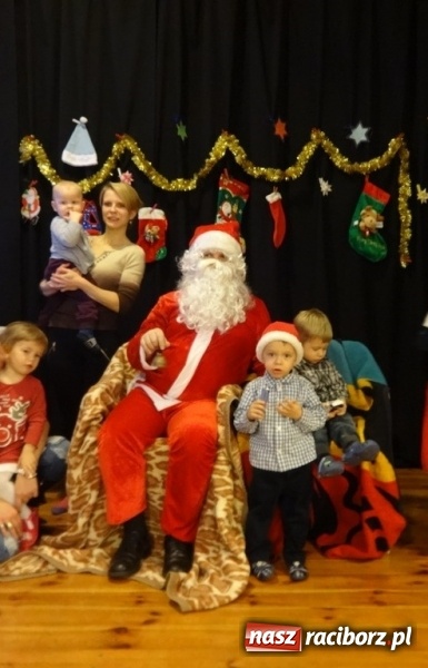 Zdjęcie w galerii na portalu naszraciborz.pl: Gdy dzieci czekają na święta, czyli co słychać w Fiku-miku wiadomości z regionu