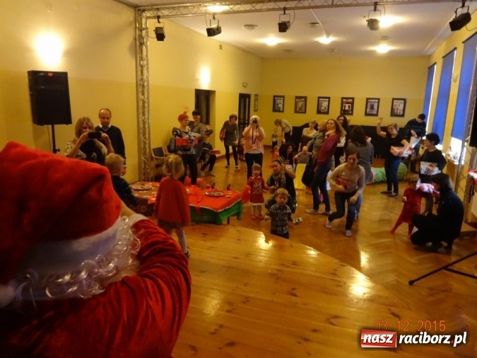 Zdjęcie w galerii na portalu naszraciborz.pl: Gdy dzieci czekają na święta, czyli co słychać w Fiku-miku wiadomości z regionu