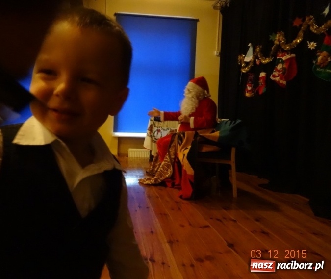 Zdjęcie w galerii na portalu naszraciborz.pl: Gdy dzieci czekają na święta, czyli co słychać w Fiku-miku wiadomości z regionu