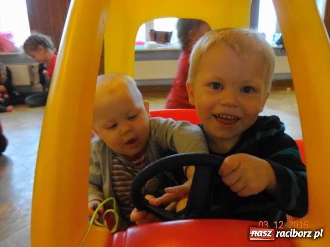 Zdjęcie w galerii na portalu naszraciborz.pl: Gdy dzieci czekają na święta, czyli co słychać w Fiku-miku wiadomości z regionu