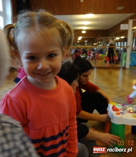 Zdjęcie w galerii na portalu naszraciborz.pl: Gdy dzieci czekają na święta, czyli co słychać w Fiku-miku wiadomości z regionu