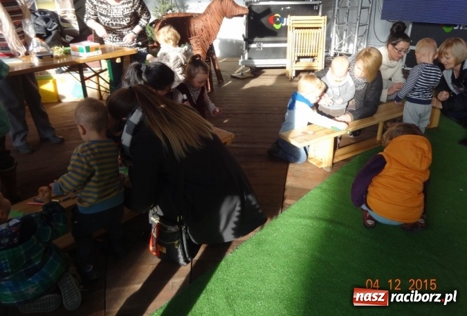 Zdjęcie w galerii na portalu naszraciborz.pl: Gdy dzieci czekają na święta, czyli co słychać w Fiku-miku wiadomości z regionu