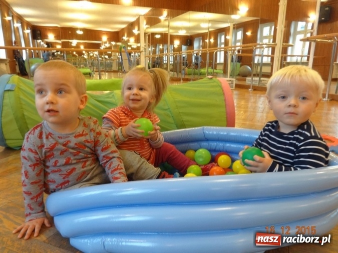 Zdjęcie w galerii na portalu naszraciborz.pl: Gdy dzieci czekają na święta, czyli co słychać w Fiku-miku wiadomości z regionu