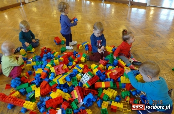 Zdjęcie w galerii na portalu naszraciborz.pl: Gdy dzieci czekają na święta, czyli co słychać w Fiku-miku wiadomości z regionu